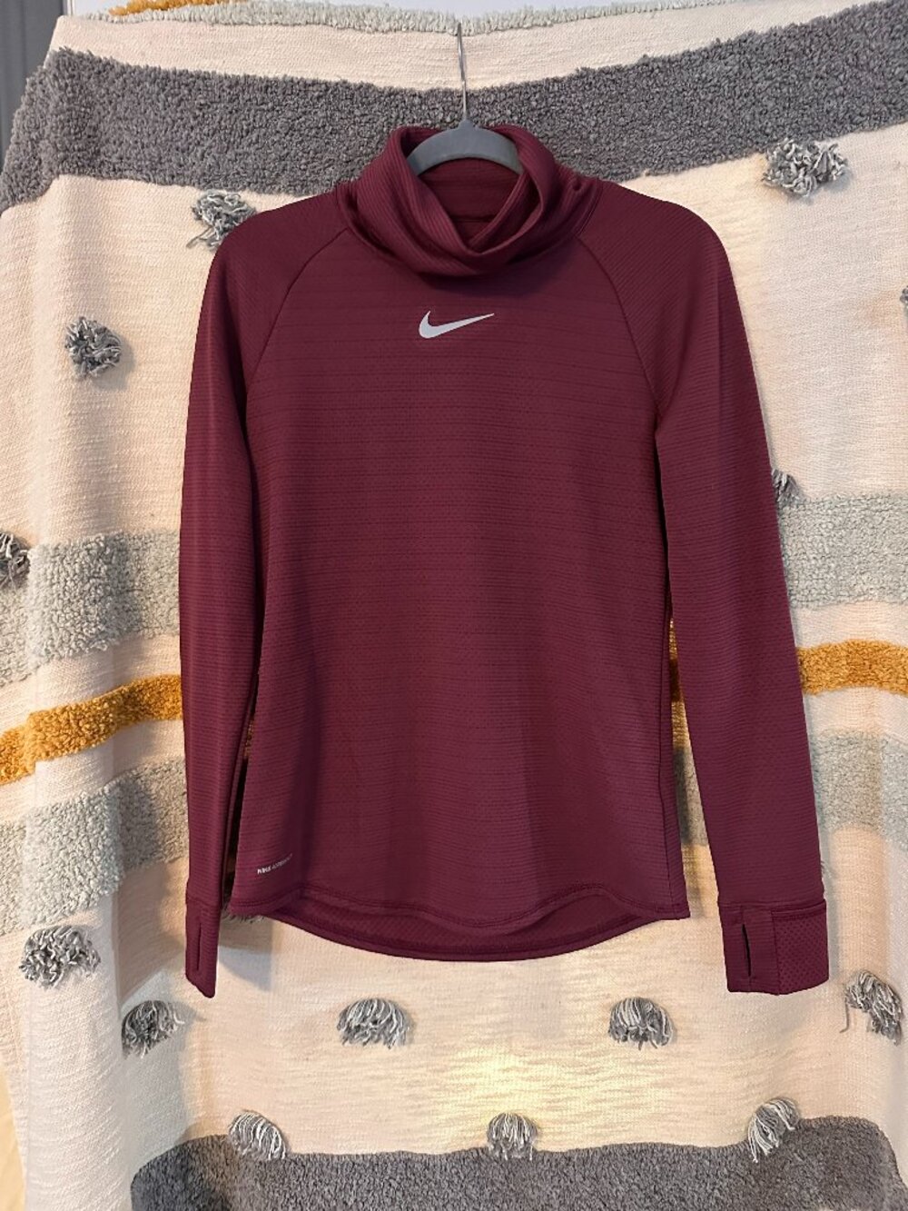 Nike AeroReact Warm Cowl Neck Running Top Burgundy Maroon - S